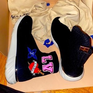 Louis Vuitton runners limited edition size 37